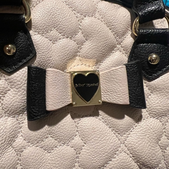 Betsey Johnson hand clutch with strap - Picture 3 of 5